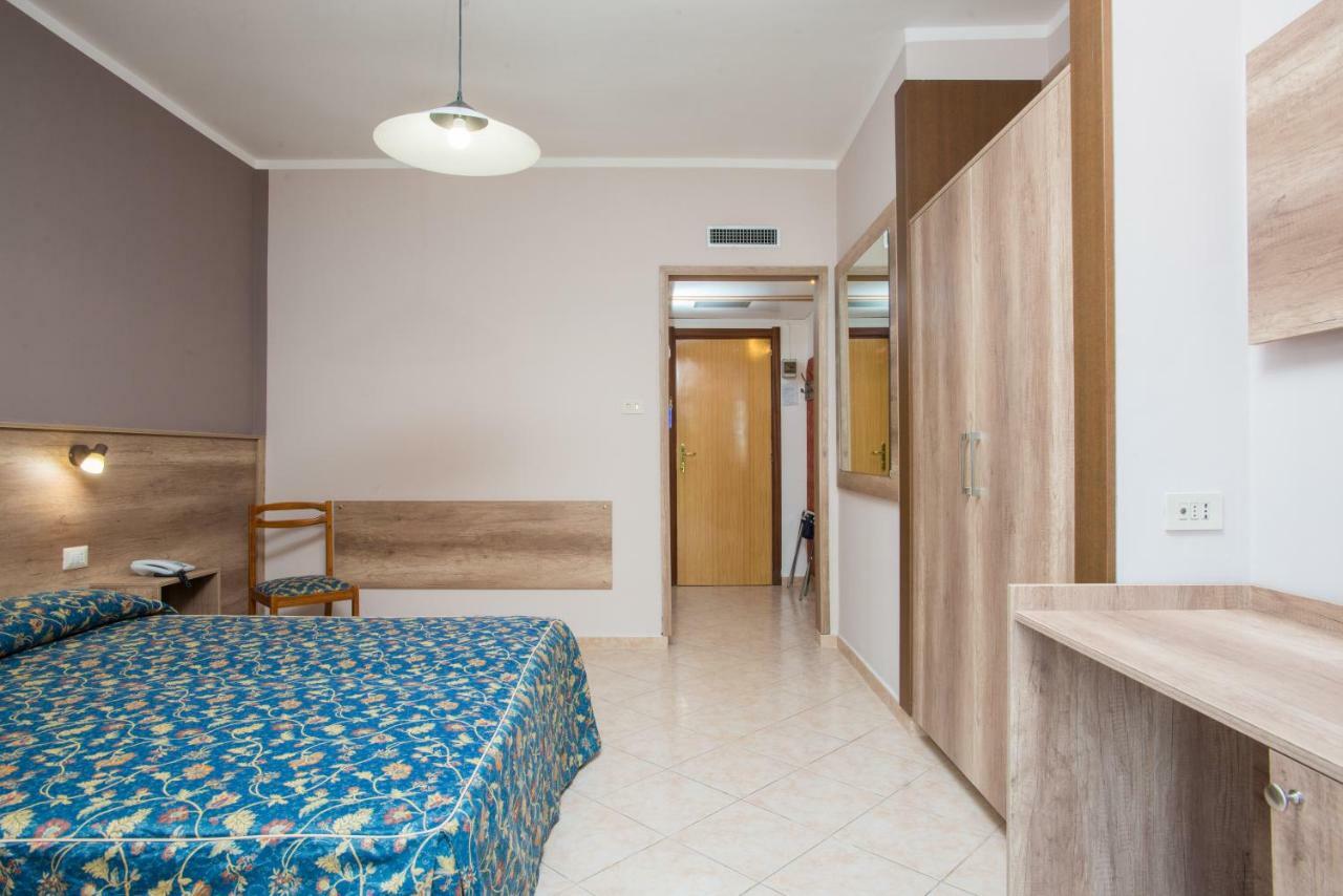 Hotel Tasso Camigliatello Silano Exterior foto
