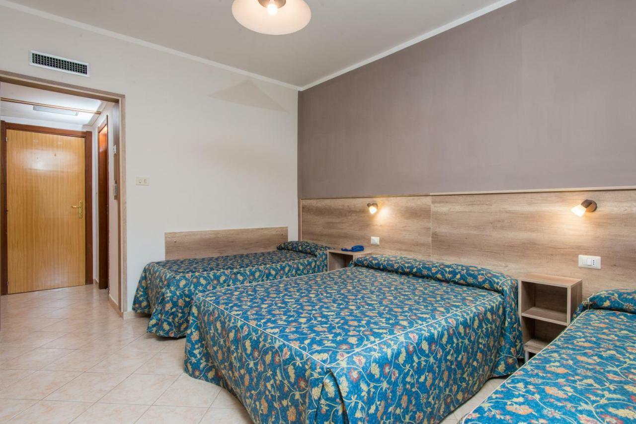 Hotel Tasso Camigliatello Silano Exterior foto